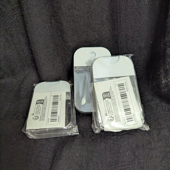 Portable Travel NWT CLOSET CLOSING DEC 31ST - Picture 3 of 4